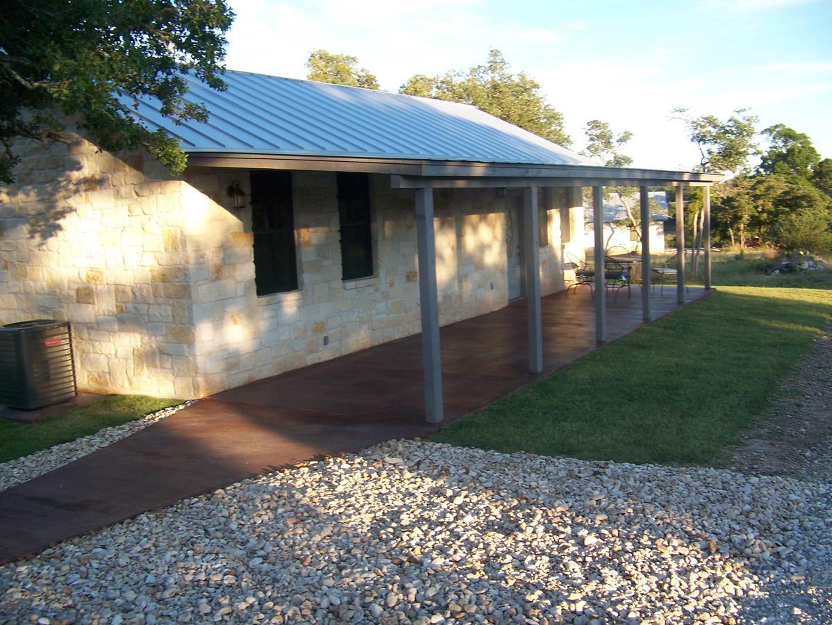 Breezy Hills Cottages - Hill Top Cottage Fredericksburg Exteriör bild