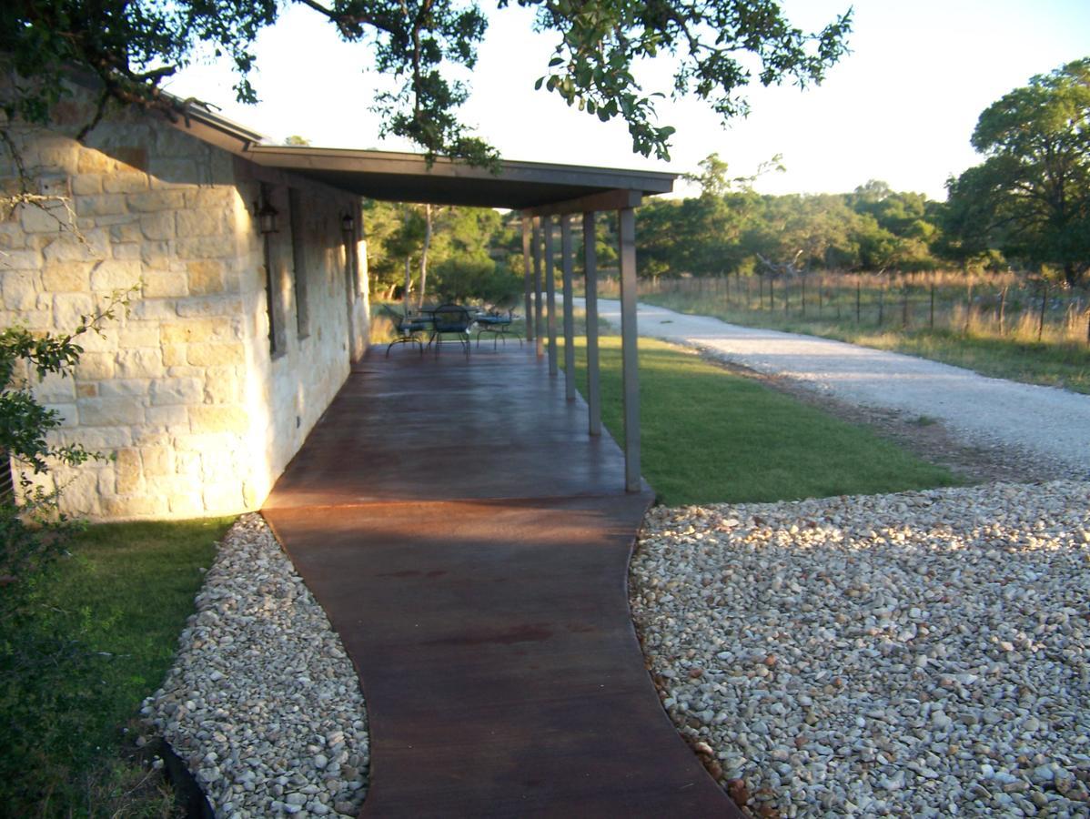 Breezy Hills Cottages - Hill Top Cottage Fredericksburg Exteriör bild