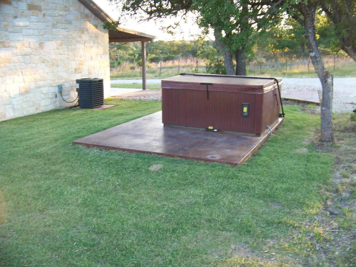 Breezy Hills Cottages - Hill Top Cottage Fredericksburg Exteriör bild