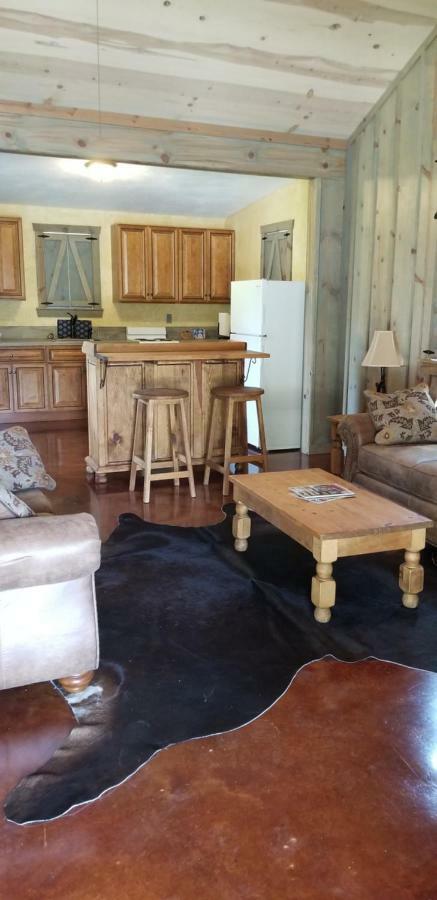 Breezy Hills Cottages - Hill Top Cottage Fredericksburg Exteriör bild